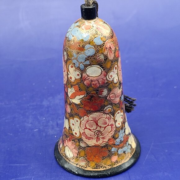 3 Vintage Festive Holiday Bells Kashmir Painted Paper Mache Cloisonne Holly - Picture 7 of 12